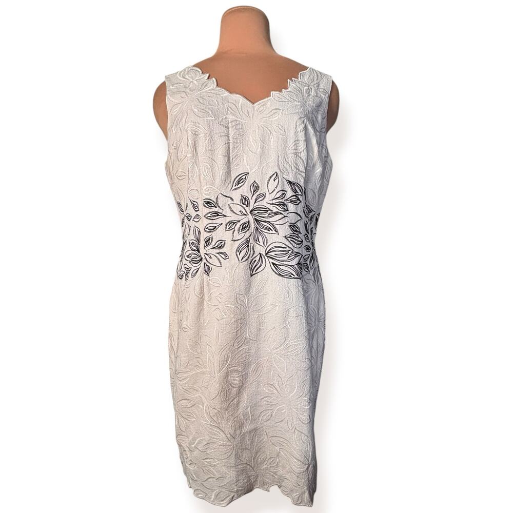 Antonio Melani White Embroidered Sheath Dress 14 Floral‎ Textured Midi Wedding